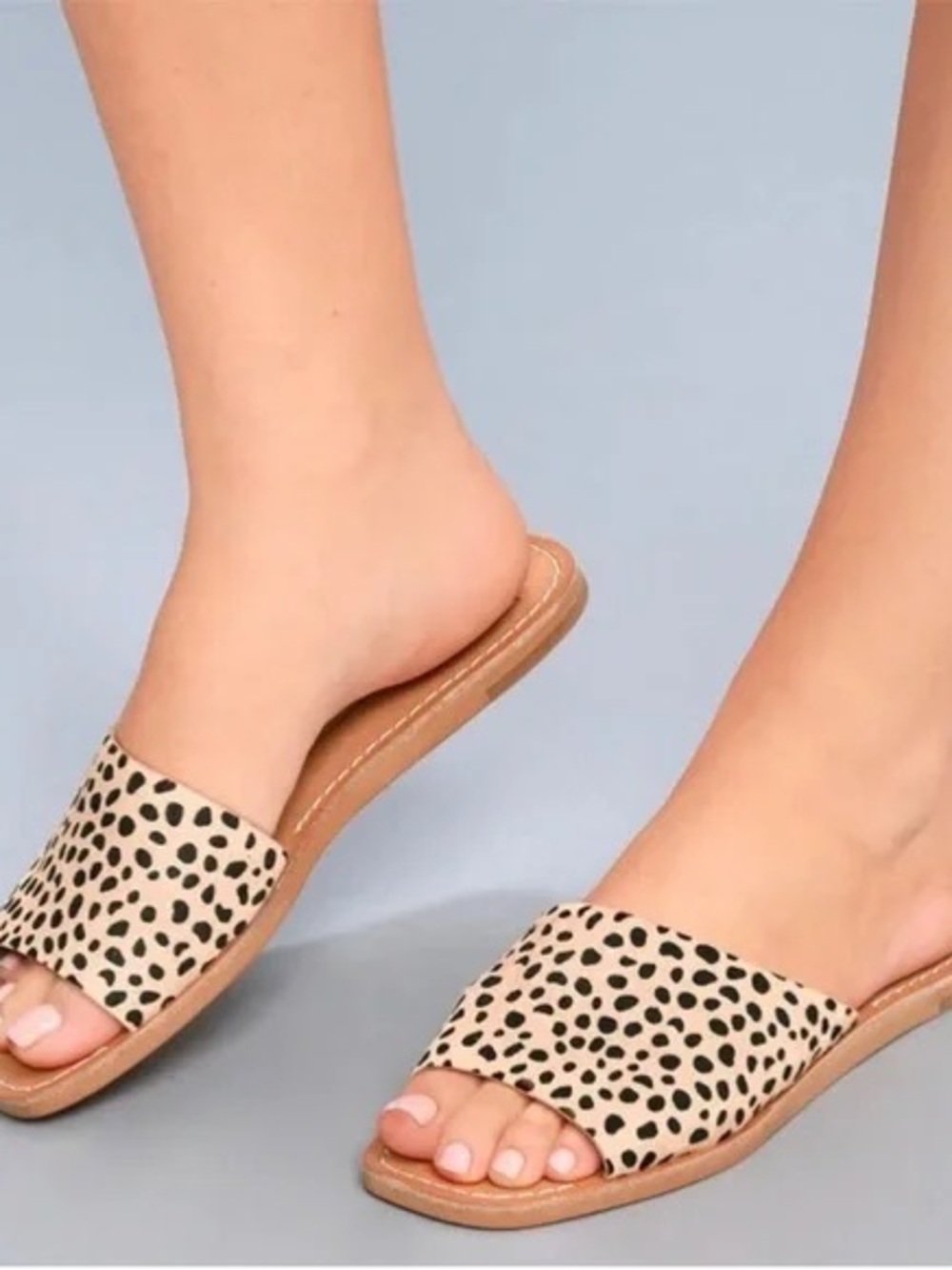 3/$25 🐆 Arizona Jean Company Leopard Slide Sandals Size 9